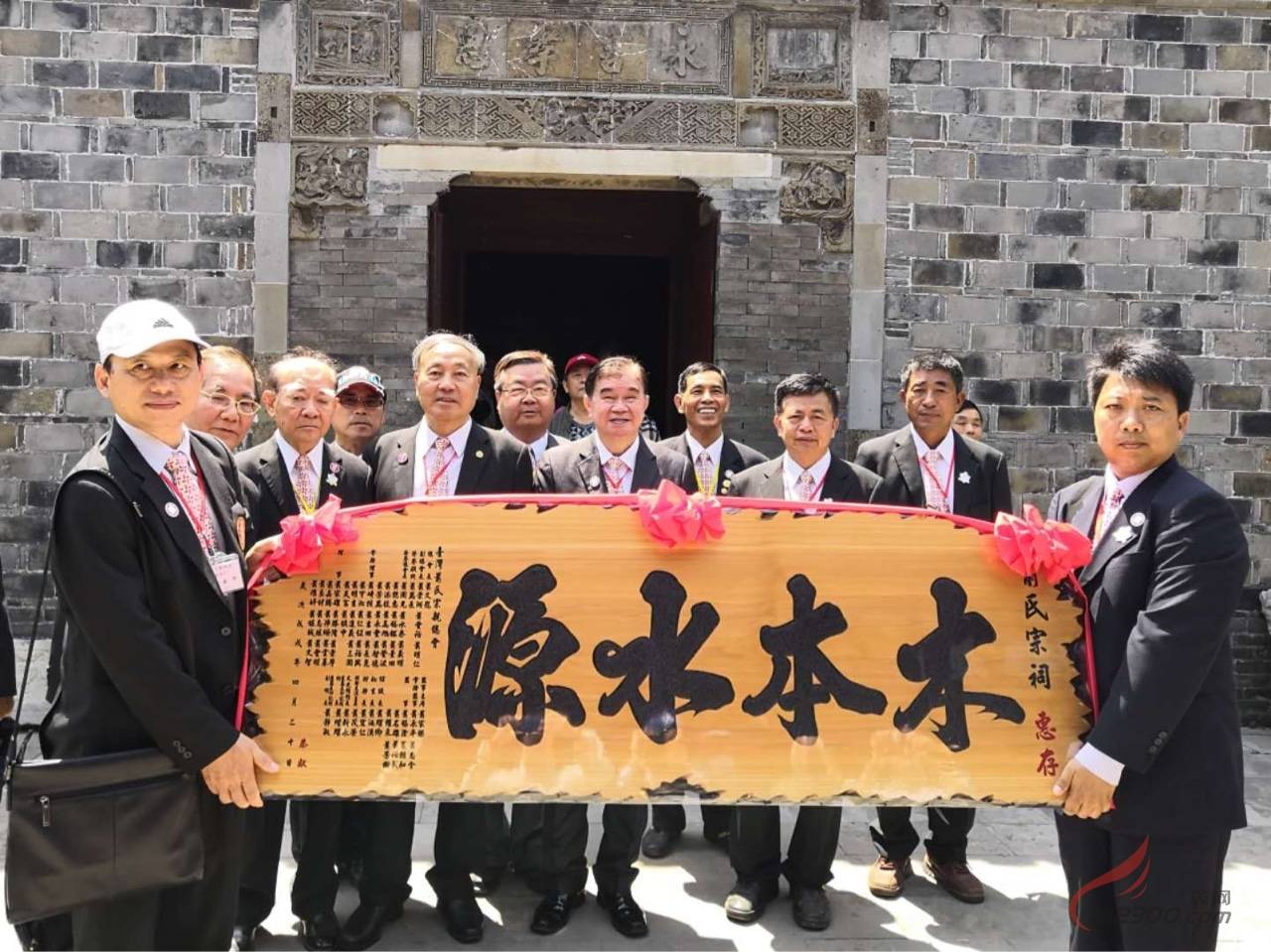 萧氏人口现在有多少_满归现在是多少人口(2)
